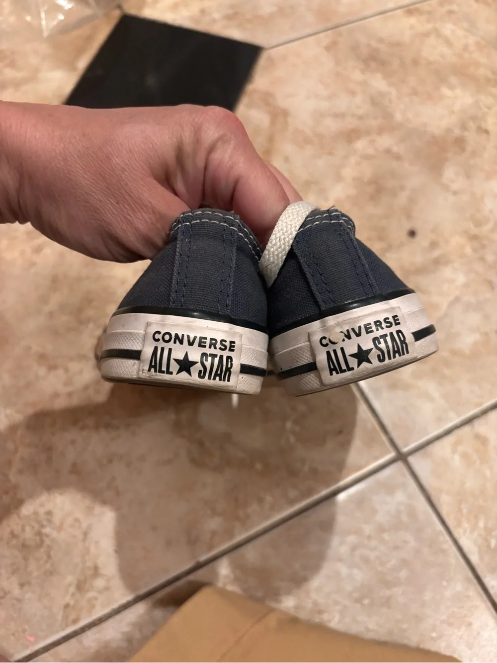 Converse classic low